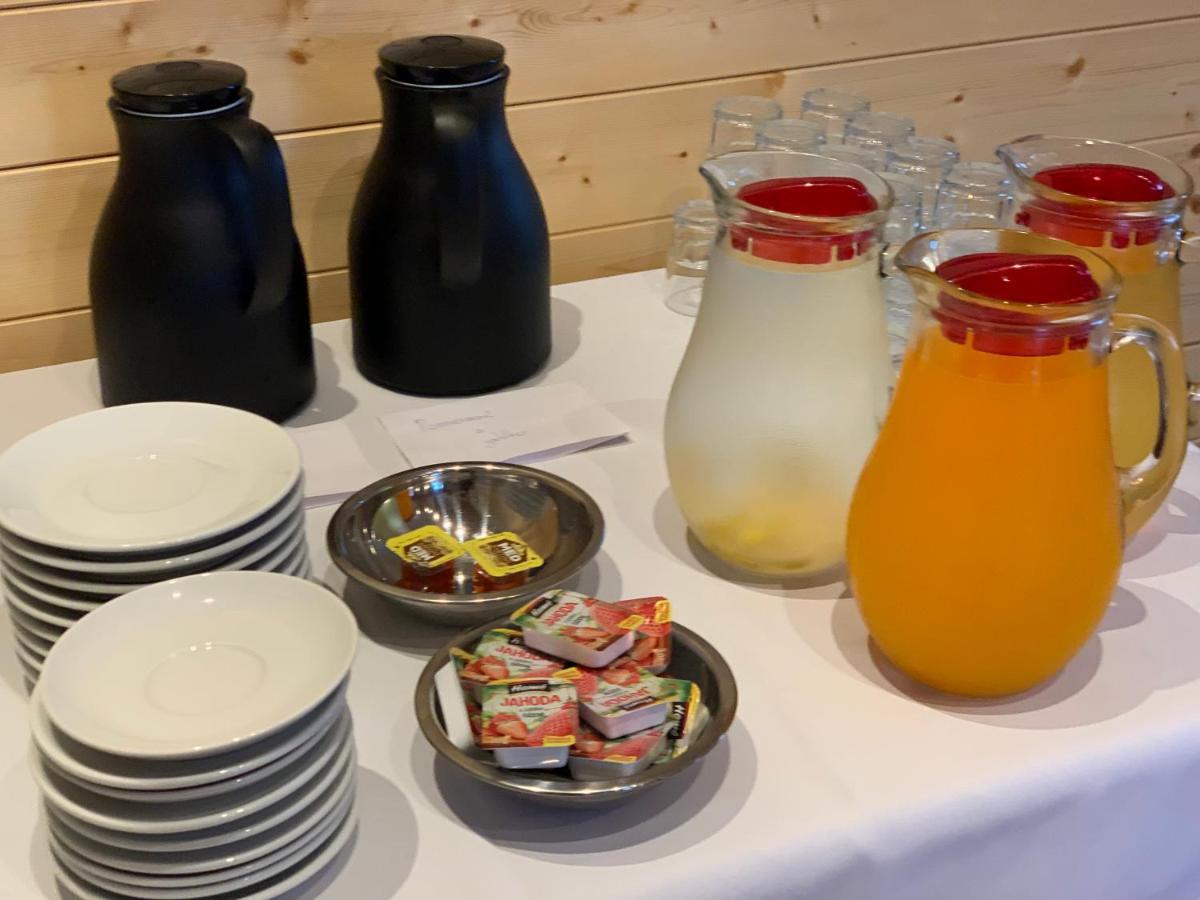 Penzion A Restaurace Vyhlidka Železná Ruda Eksteriør bilde